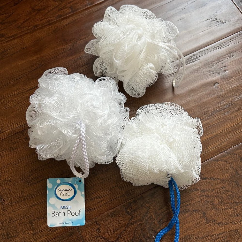 Signature Care (3) bath mesh poofs wash white NWT